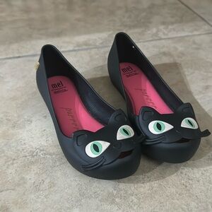 Melissa Ultragirl Cat